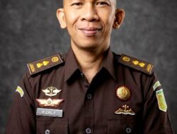 Manipulasi Narasi Digital dan Profesionalisme Penegakan Hukum: Melawan Arus Trial by Social Media di Indonesia
